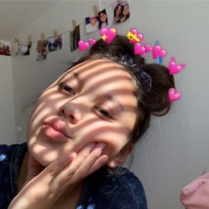 Meet your Posher, Leah